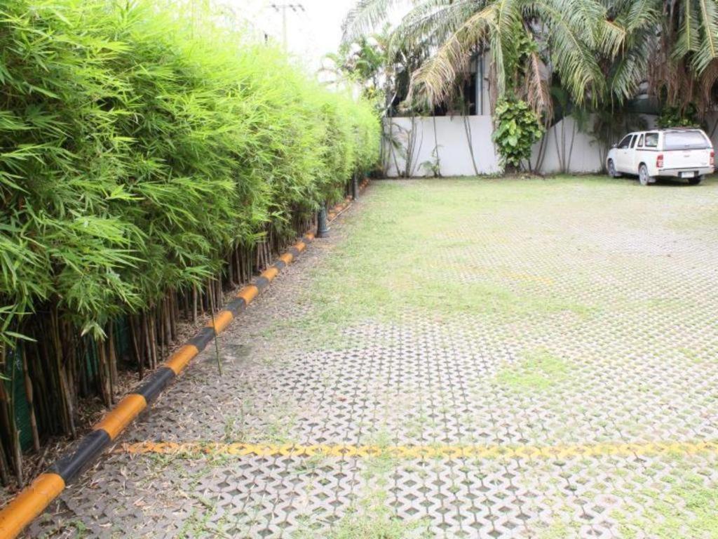 Romance Hotel Srinakarin Bangkok Eksteriør bilde